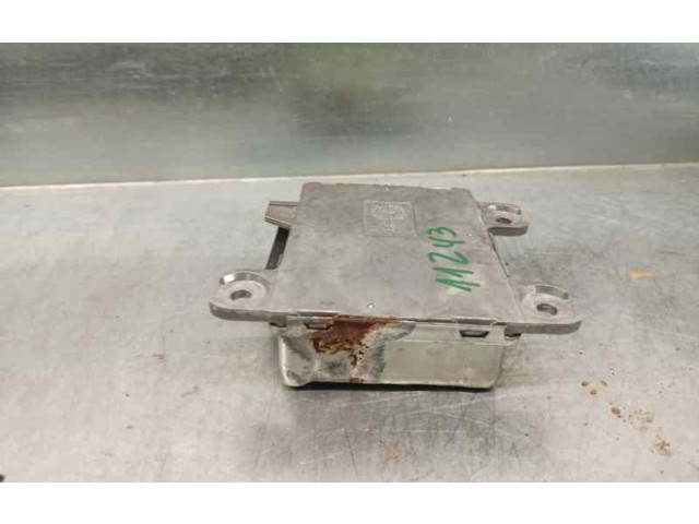 Блок подушек безопасности P05018391AA Jeep Cherokee XJ
