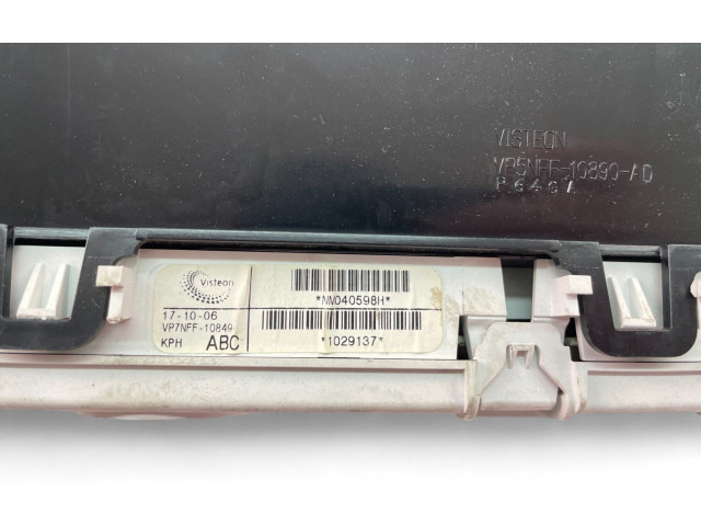 Přístrojová deska Nissan Navara D40 2006 248103X10A, VP5NFF10890AD