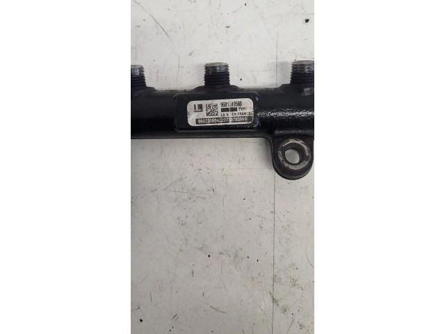 Vstřikovací lišta 9681549580 Volvo V70