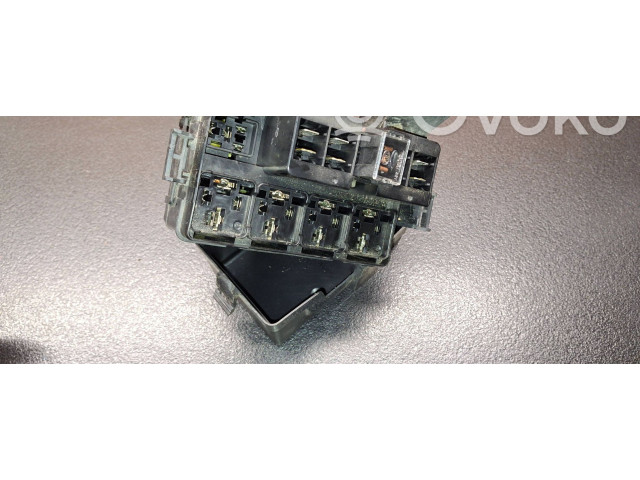 Блок предохранителей 911162B010   Hyundai Santa Fe    