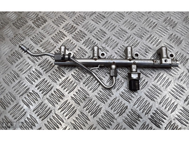 Vstřikovací lišta a2710705495 Mercedes-Benz C W204