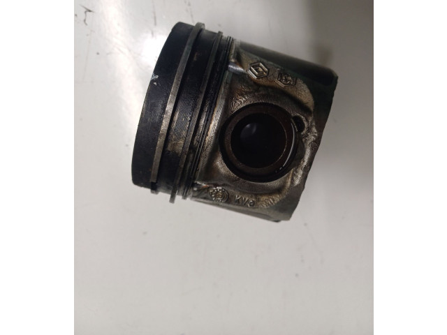 Поршень 10653 Nissan Pathfinder R52