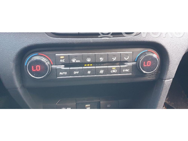 Блок управления климат-контролем 97250J7202 KIA Ceed