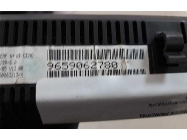 Поршень Блок управления навигации (GPS)  9659062780  Citroen C4 I  