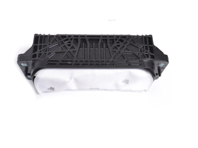 Подушка безопасности пассажира 81A880204D   Audi Q2 -