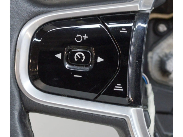 Volant Volvo S90, V90 2018 31407813