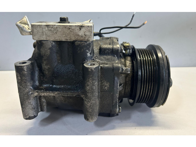 Вакуумный насос центрально замка     4588121, 4588121    Ford Focus 