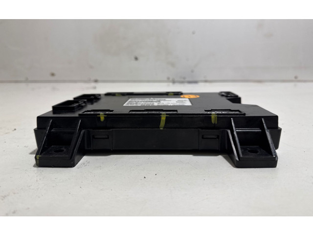 Блок комфорта 101090700D, 70001790 Tesla Model S