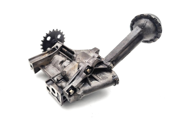 Масляный насос K9K766 8200307174 Renault Clio III