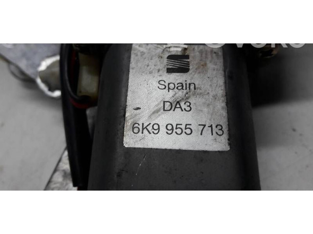 Моторчик заднего дворника 6K9955713    Volkswagen Caddy