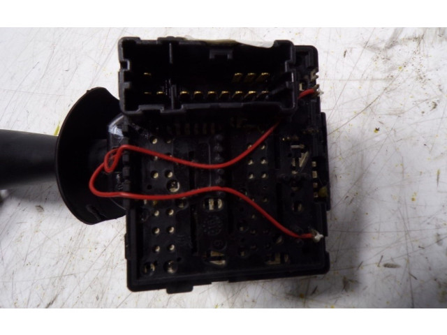 Ручка стеклоочистителей 8201168008, 681726046R Dacia Lodgy