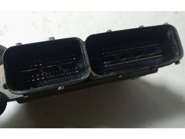 Řídící jednotka 55205632, 0281013409 Opel Vectra C 2008