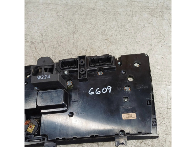 Блок управления климат-контролем 8682735, 9S43898   Volvo XC90