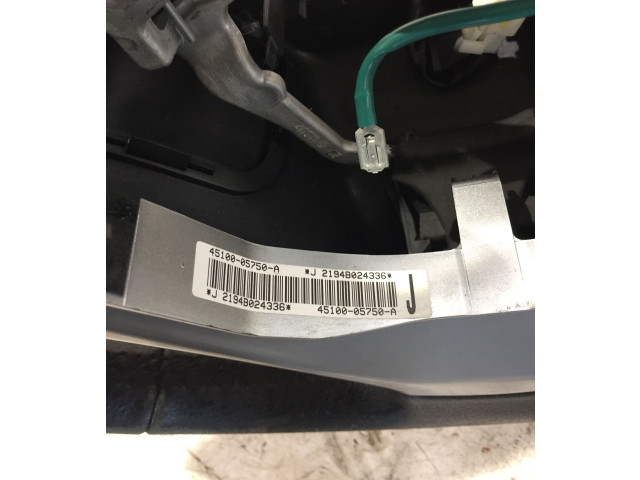 Volant Toyota Avensis T270 2012 4510305080, 4510005750A