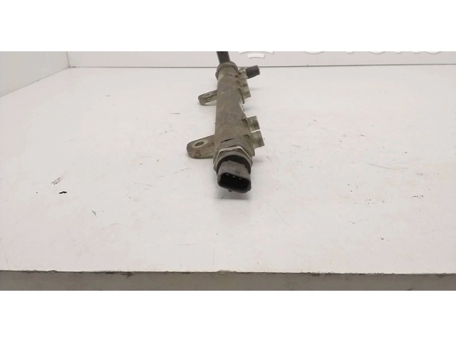 Топливная рампа 55200517, 013361L3   Opel Meriva A  