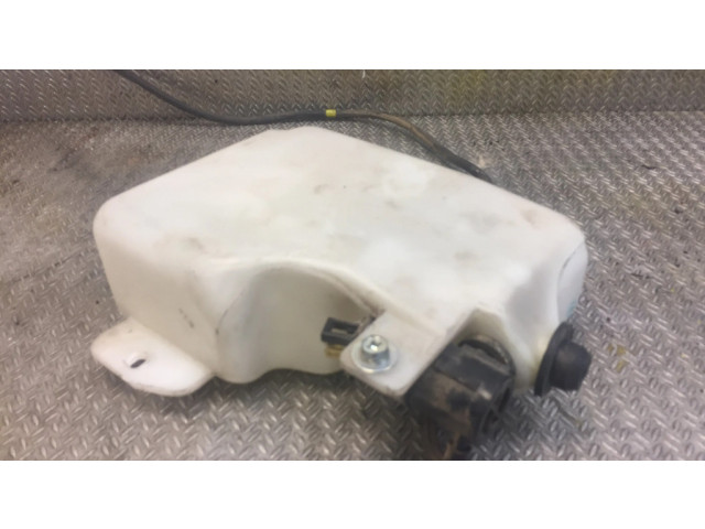 Бачок оконной жидкости