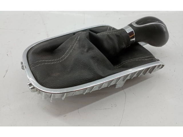 Электрический вентилятор радиаторов 8126201105 Opel Astra J