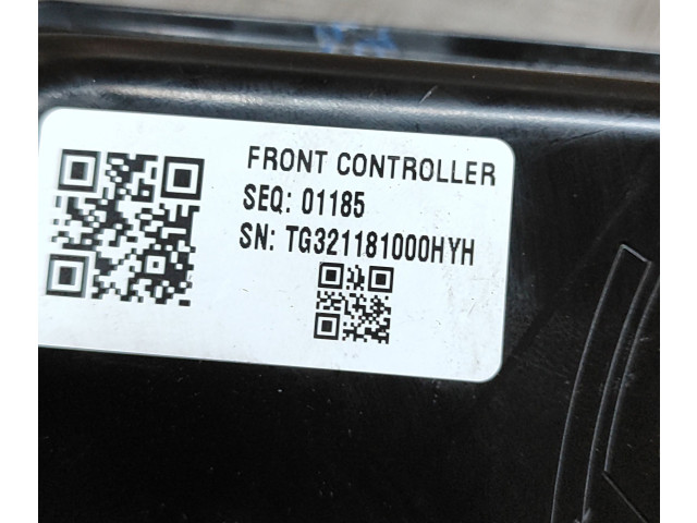 Блок комфорта 158399101C, 149732400G Tesla Model 3