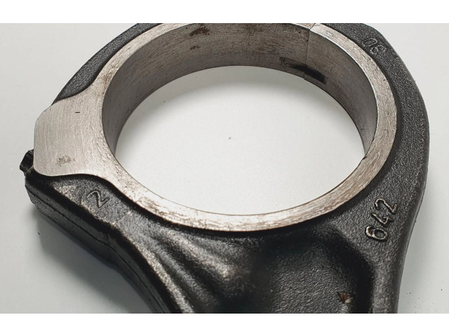  Поршень    Audi A6 C7  