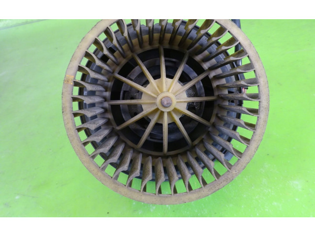 Вентилятор печки 893819021 Audi 80 90 B3