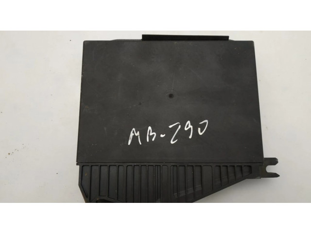 Řídící jednotka 2108203826 Mercedes-Benz E W210 1997