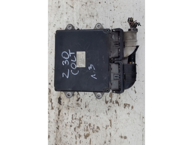 Блок управления двигателя 8631A098, A1351503479   Mitsubishi Colt