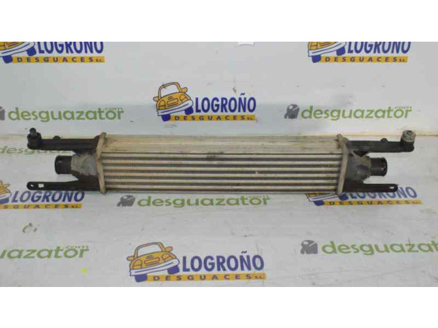 Интеркулер 55700449 Fiat Grande Punto 1.2