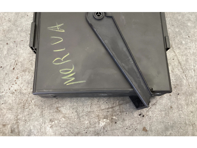 Блок комфорта 330518684, 13236032 Opel Meriva A