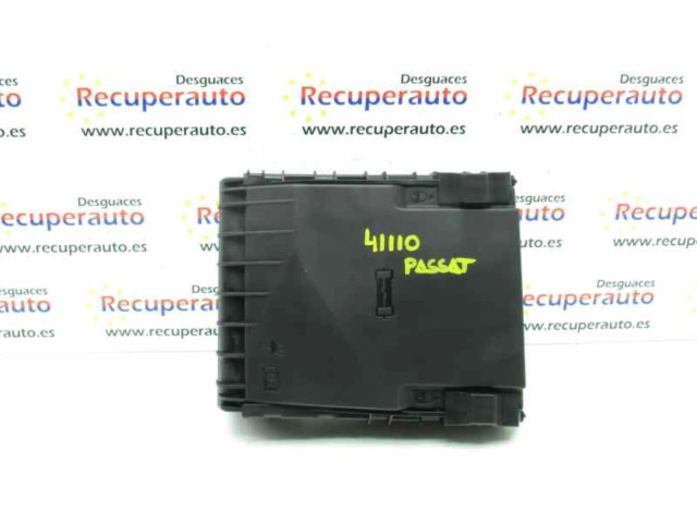 Pojistková skříňka 3C0937125A Volkswagen PASSAT 2012