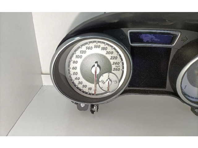 Přístrojová deska Mercedes-Benz GLA W156 2013 A1569003701