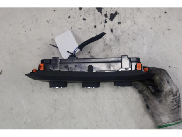 Блок управления климат-контролем    Jeep Renegade