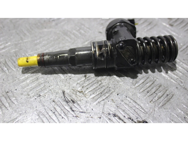 Форсунка 0414720215 Skoda Octavia Mk2 (1Z)