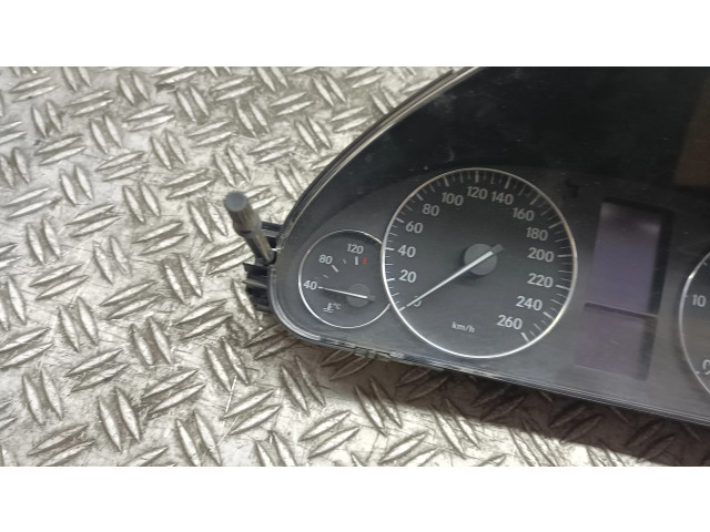 Панель приборов    Mercedes-Benz C W203       