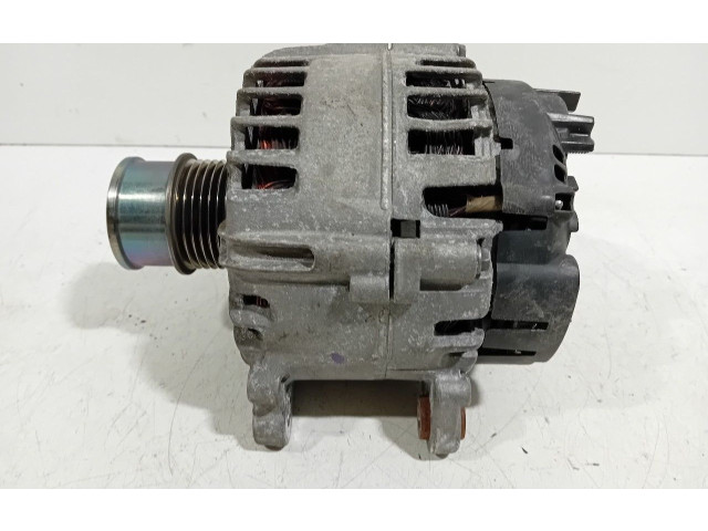 Генератор 04C903021A Volkswagen Golf VII