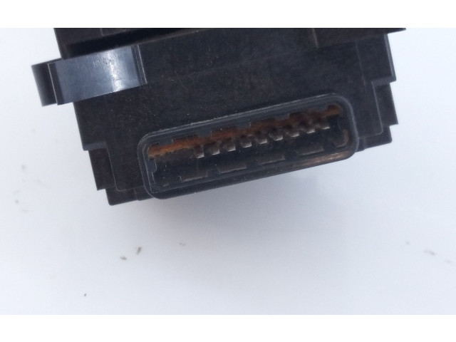 Ручка стеклоочистителей E532016, E3-A2-19-4 Mitsubishi L200