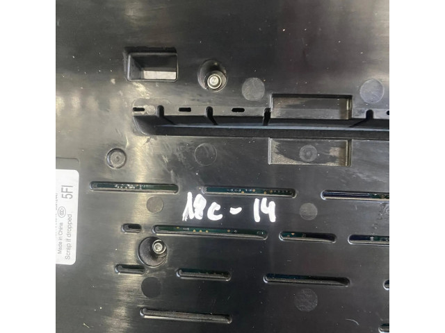 Центральная консоль