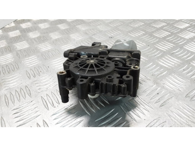 Задний двигатель механизма для подъема окон