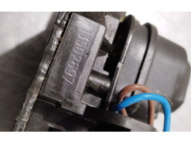 Zámek zadních dveří 13502697 Opel Antara 2008