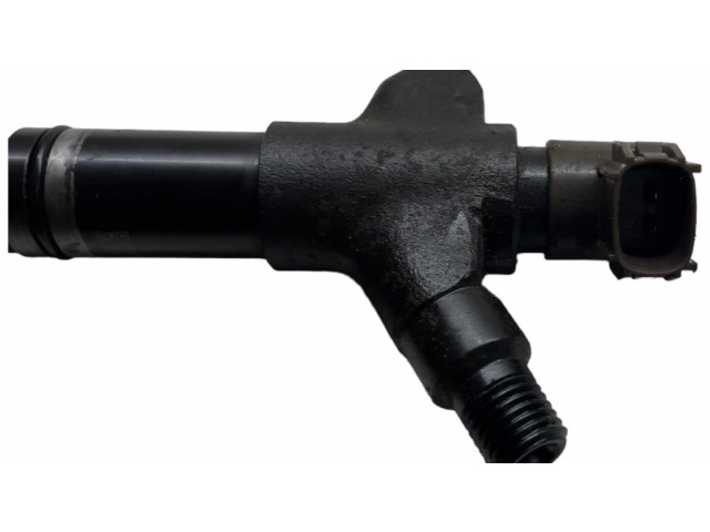 Vstřikovač 2367026061, 05000097 Toyota RAV 4 (XA30) pro benzínový motor 2.2
