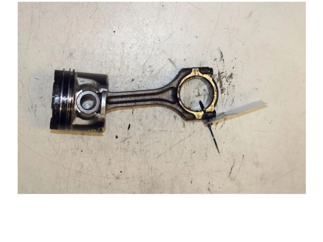 Поршень с шатуном 4N13 Mitsubishi ASX