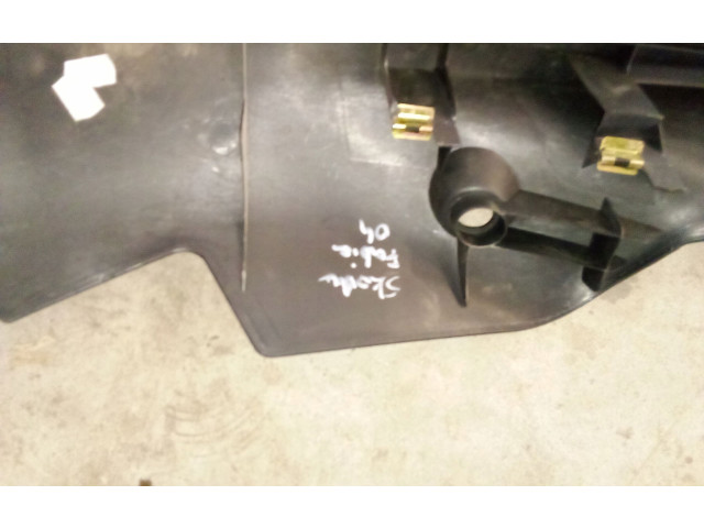 Топливная рампа 6Y9867767B, 6Y9867768B   Skoda Fabia Mk2 (5J)  