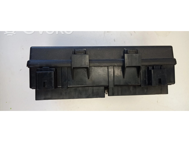 Pojistková skříňka P68258527AA, 16238CF Dodge VAN RAM 2019