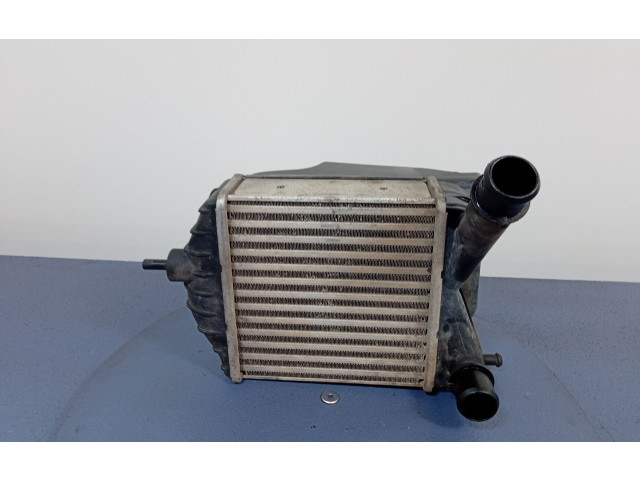 Интеркулер  8.478.500.0.0, 8.478.500.0.0   Fiat Punto (188) 