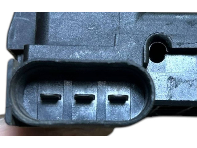 Блок предохранителей 7D0937550A   Volkswagen Transporter - Caravelle T4    