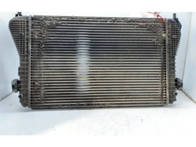 Интеркулер 1K0145803T Volkswagen Touran I