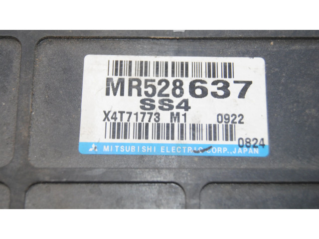 Блок управления коробкой передач MR528637 Mitsubishi Pajero