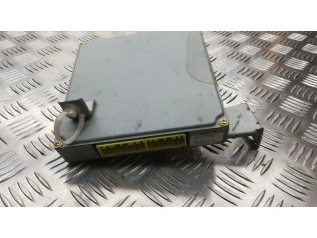 Řídící jednotka B3D118881C Mazda 121 1992