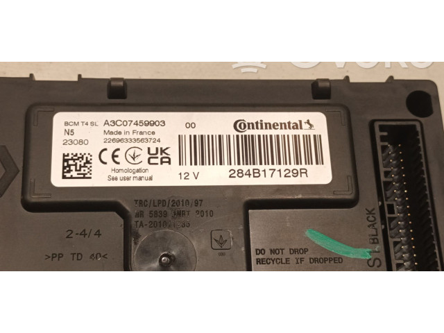 Блок предохранителей 284B17129R   Dacia Spring    