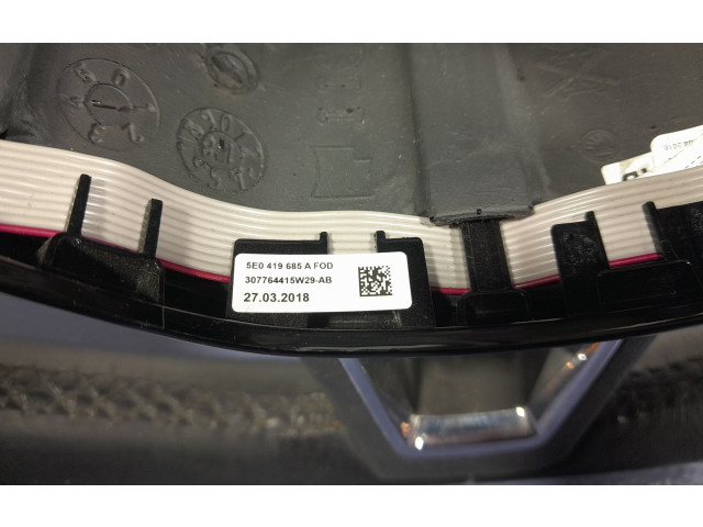 Руль Skoda Octavia Mk3 (5E) 2013 - 2019 года 3V0419091L, 3V0419091L