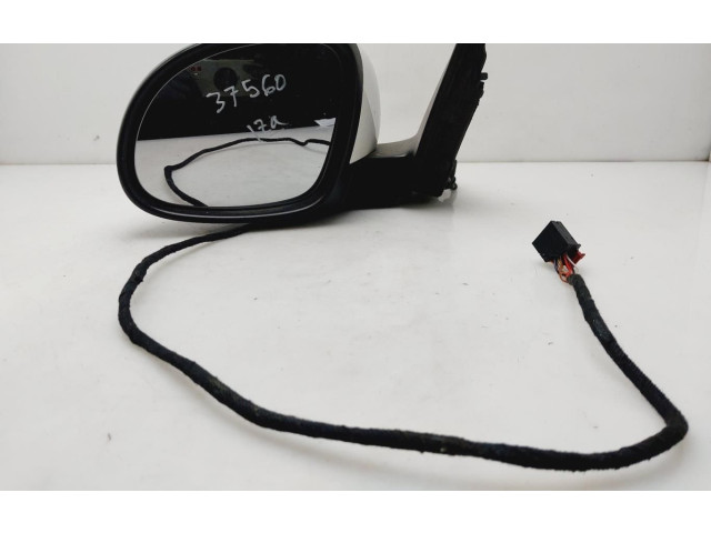 Зеркало электрическое Skoda Yeti (5L) 2009 - 2017 года